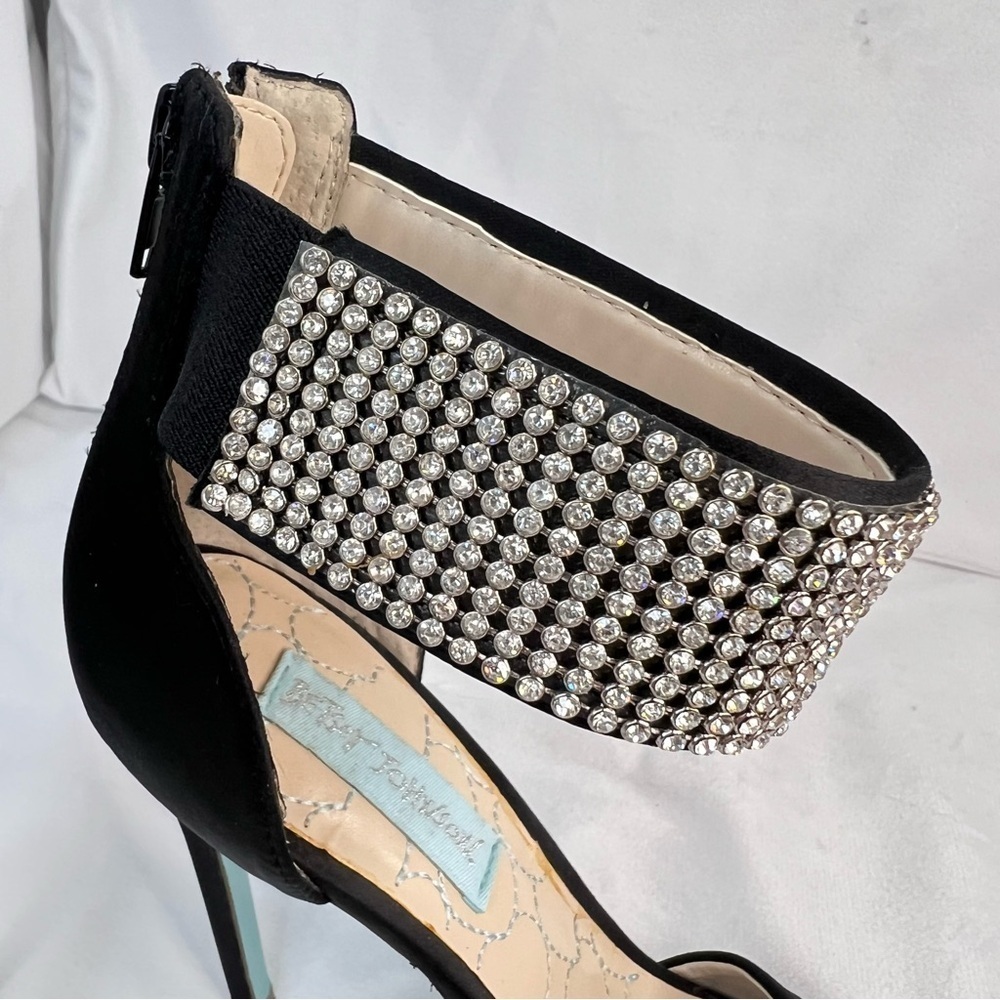 Blue by Betsey Johnson SB-Unite Bling Heels Size 7.5 - Picture 4 of 11